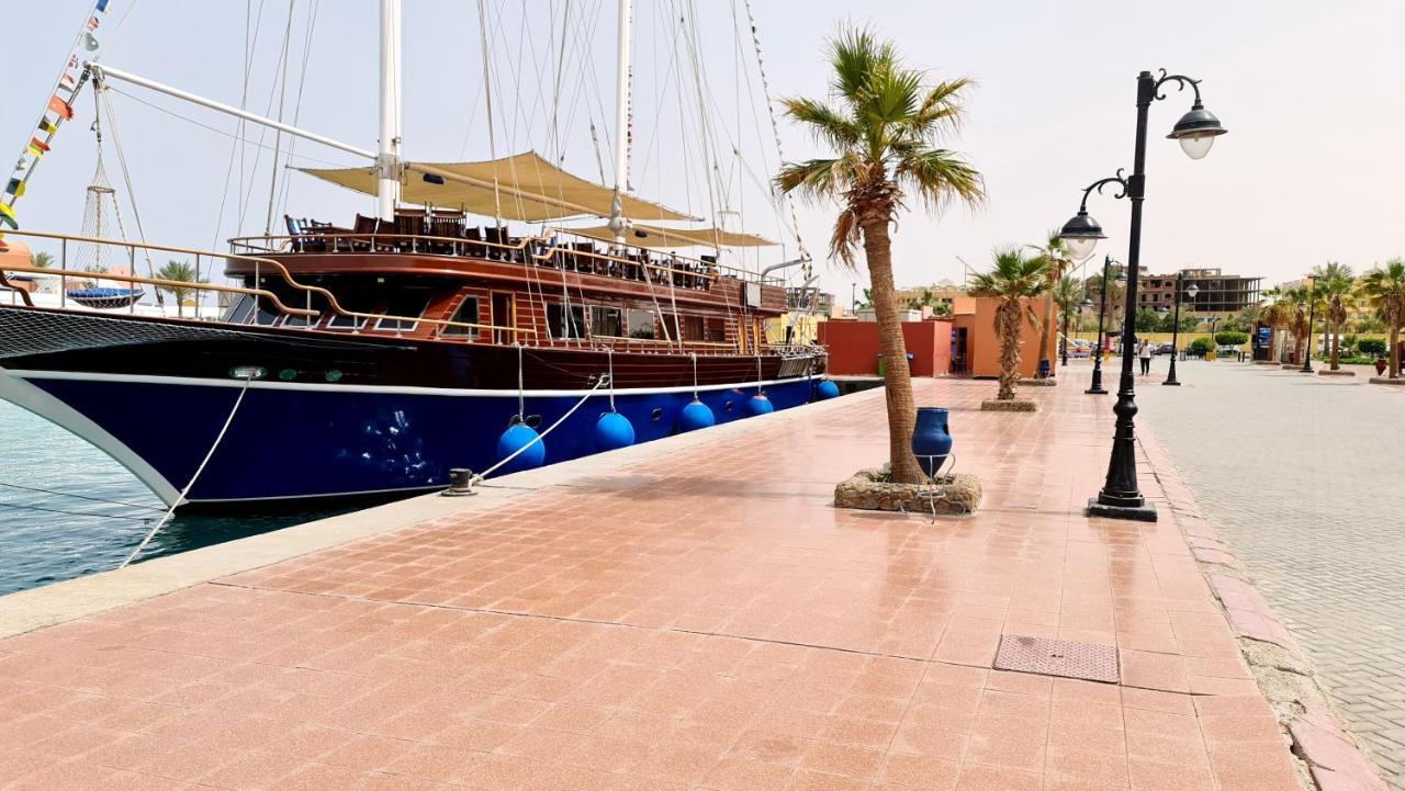 Rare New Marina Hotspot With Pool & Fast Free Wifi Appartement *